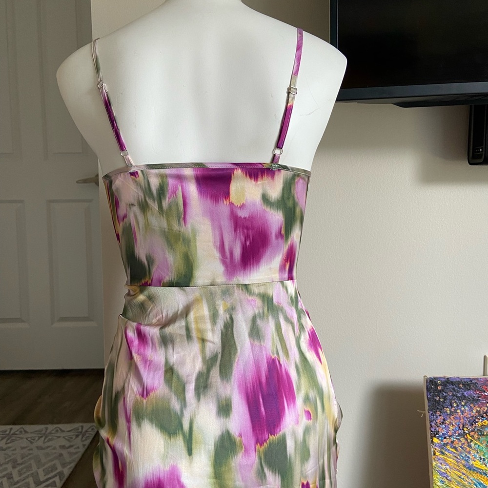 Illusion Ruched Midi Dress - Picture 8 of 8